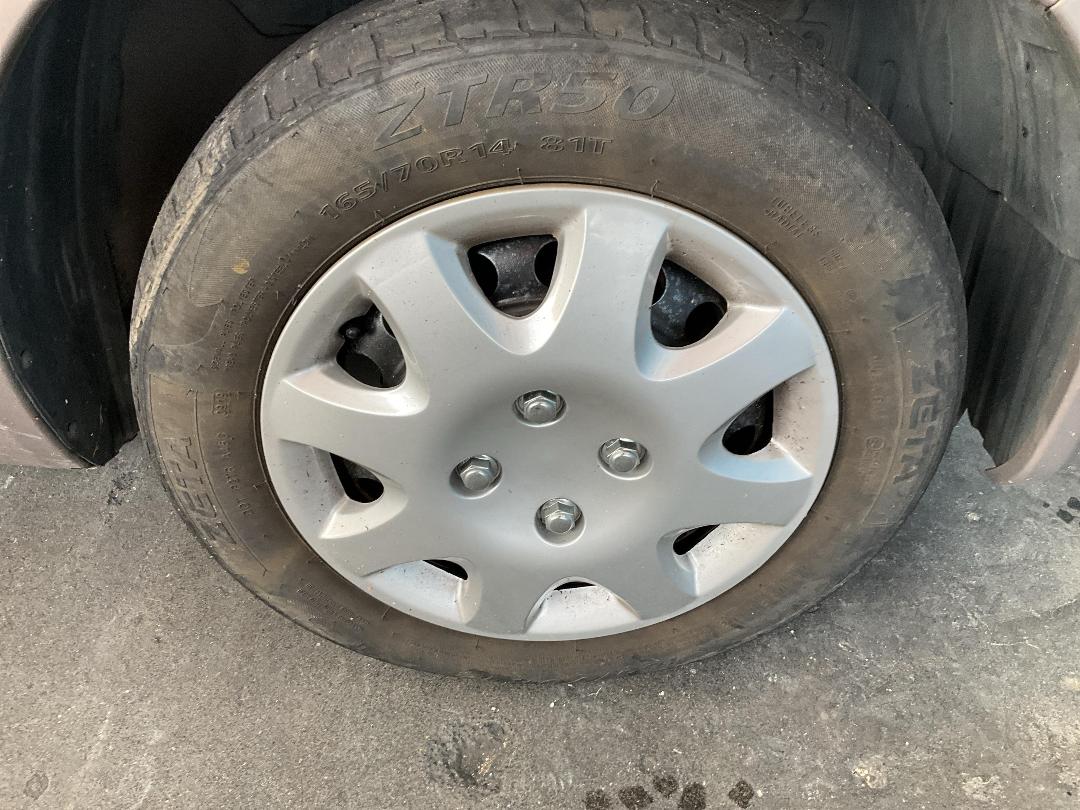 Photo '11' of Nissan March