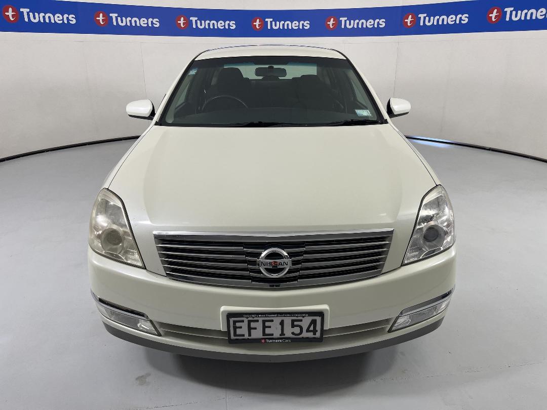 Photo '2' of Nissan Maxima Photo '2' of Nissan Maxima