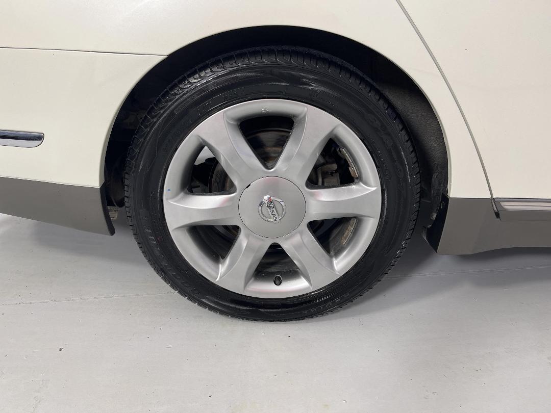 Photo '12' of Nissan Maxima Photo '12' of Nissan Maxima