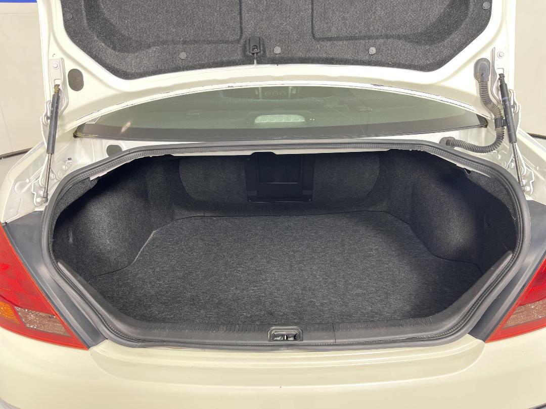 Photo '14' of Nissan Maxima Photo '14' of Nissan Maxima