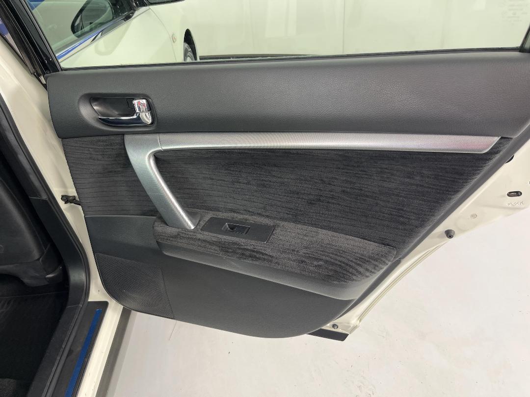 Photo '19' of Nissan Maxima Photo '19' of Nissan Maxima