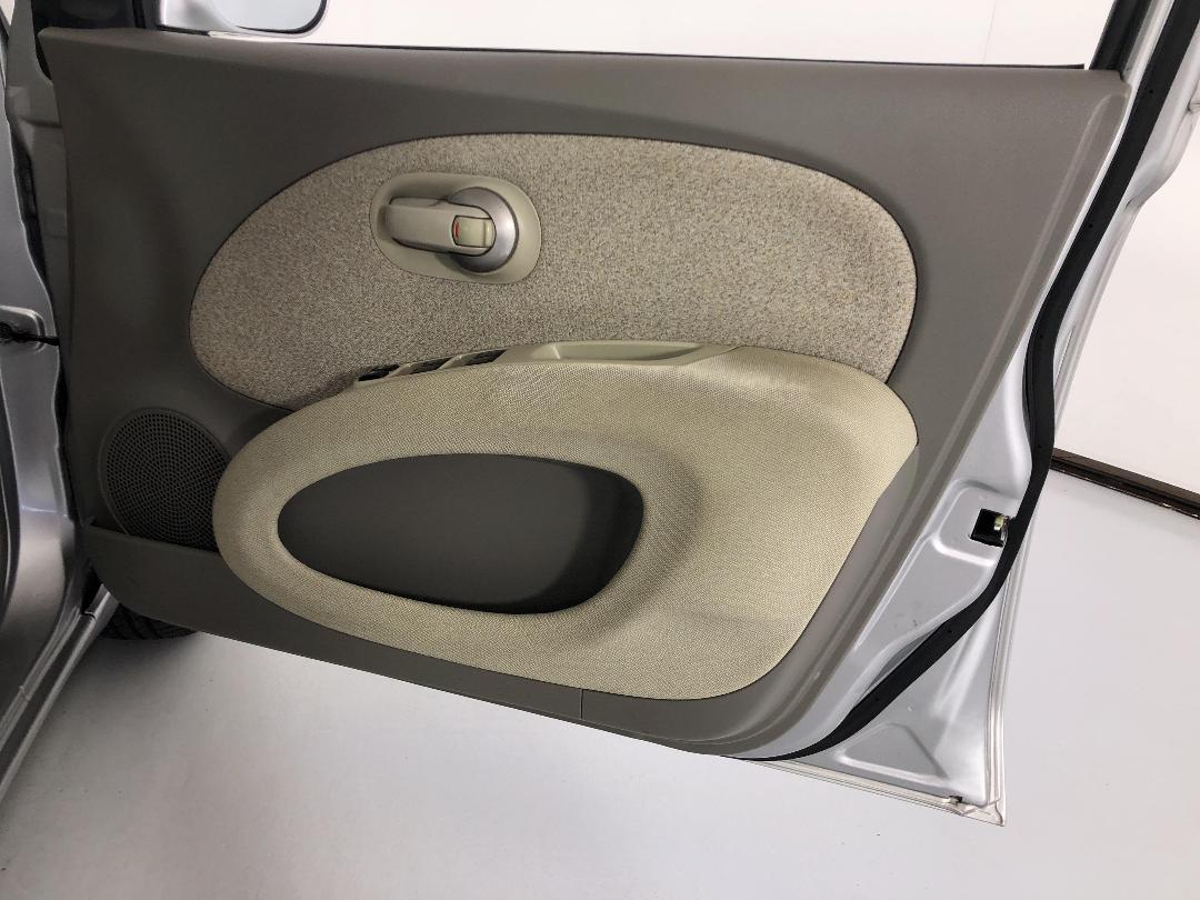 Photo '15' of Nissan Micra Photo '15' of Nissan Micra