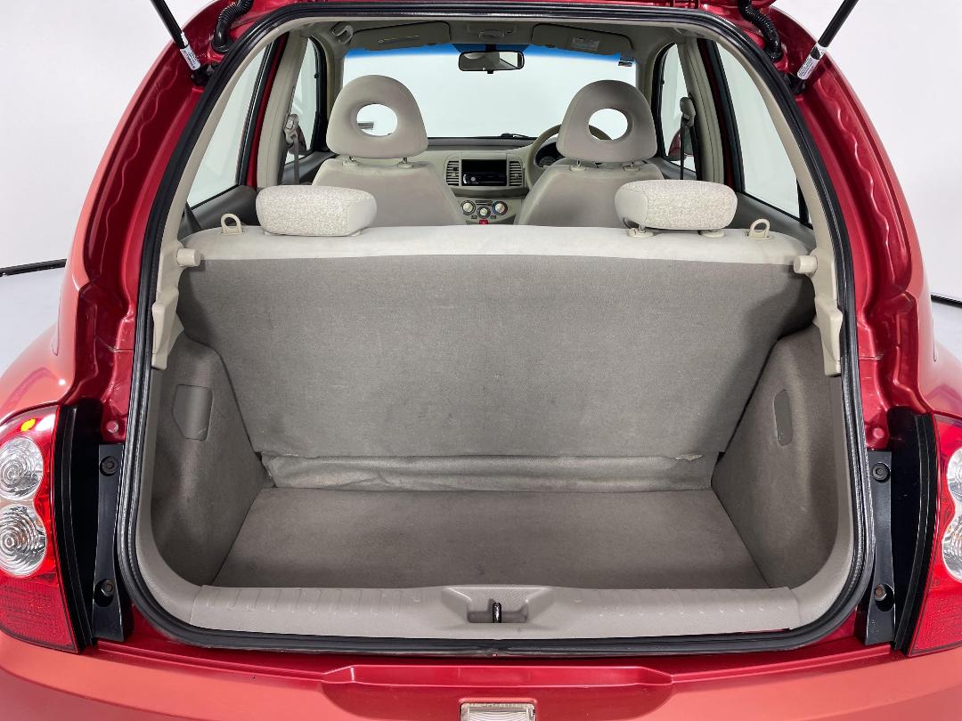 Photo '14' of Nissan Micra