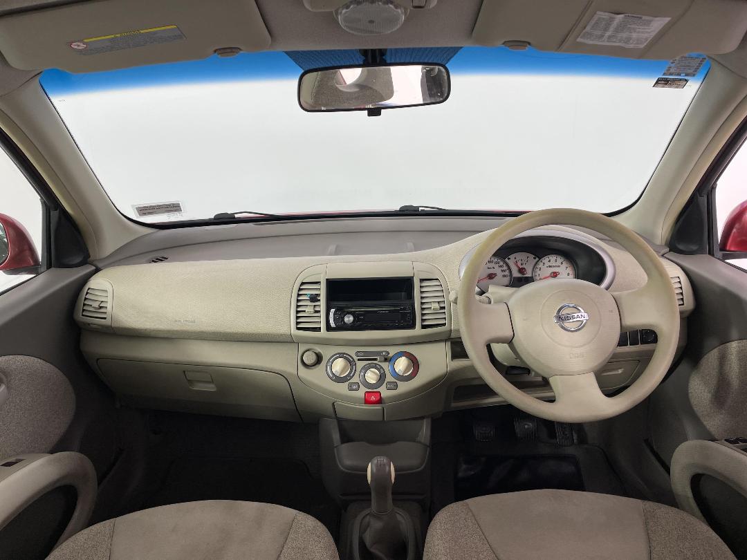 Photo '17' of Nissan Micra