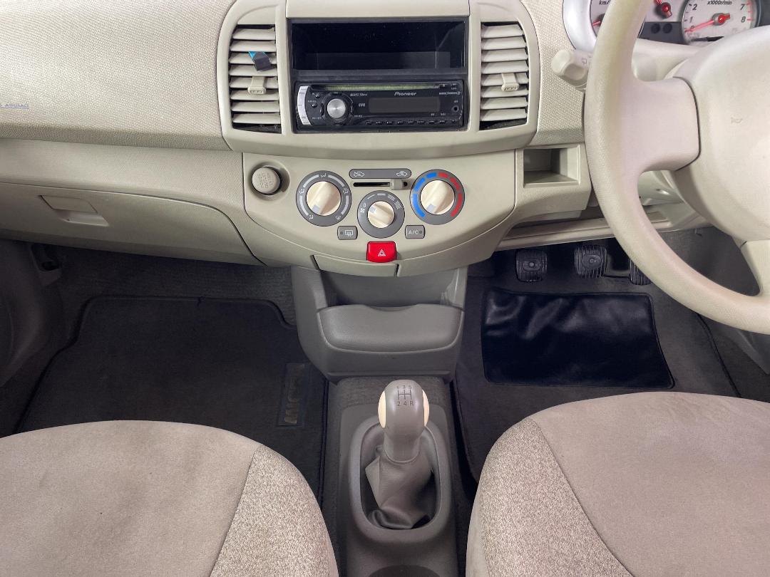 Photo '18' of Nissan Micra