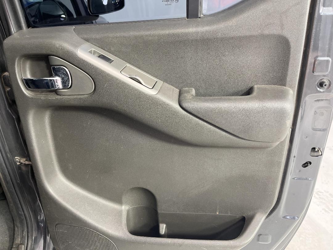 Photo '19' of Nissan Navara