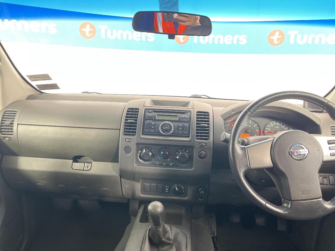 Photo '17' of Nissan Navara