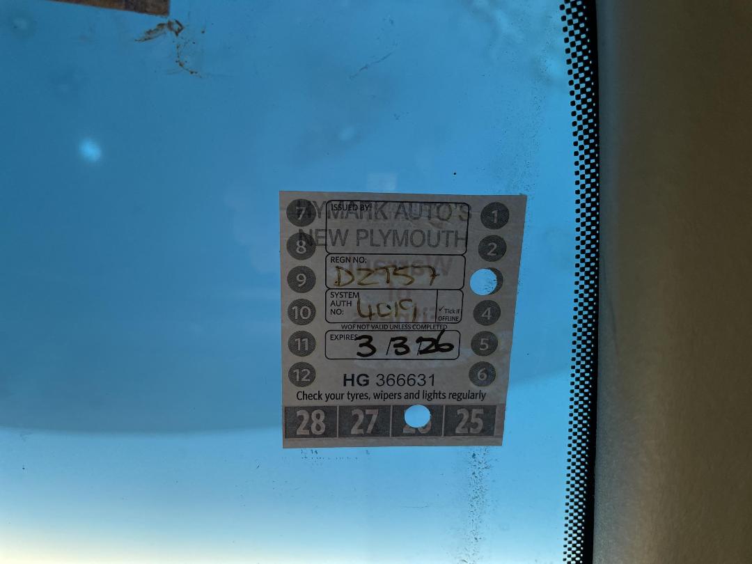 Photo '23' of Nissan Navara