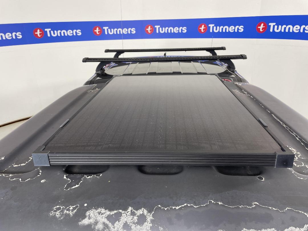 Photo '24' of Nissan Navara