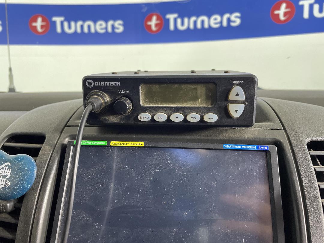 Photo '25' of Nissan Navara