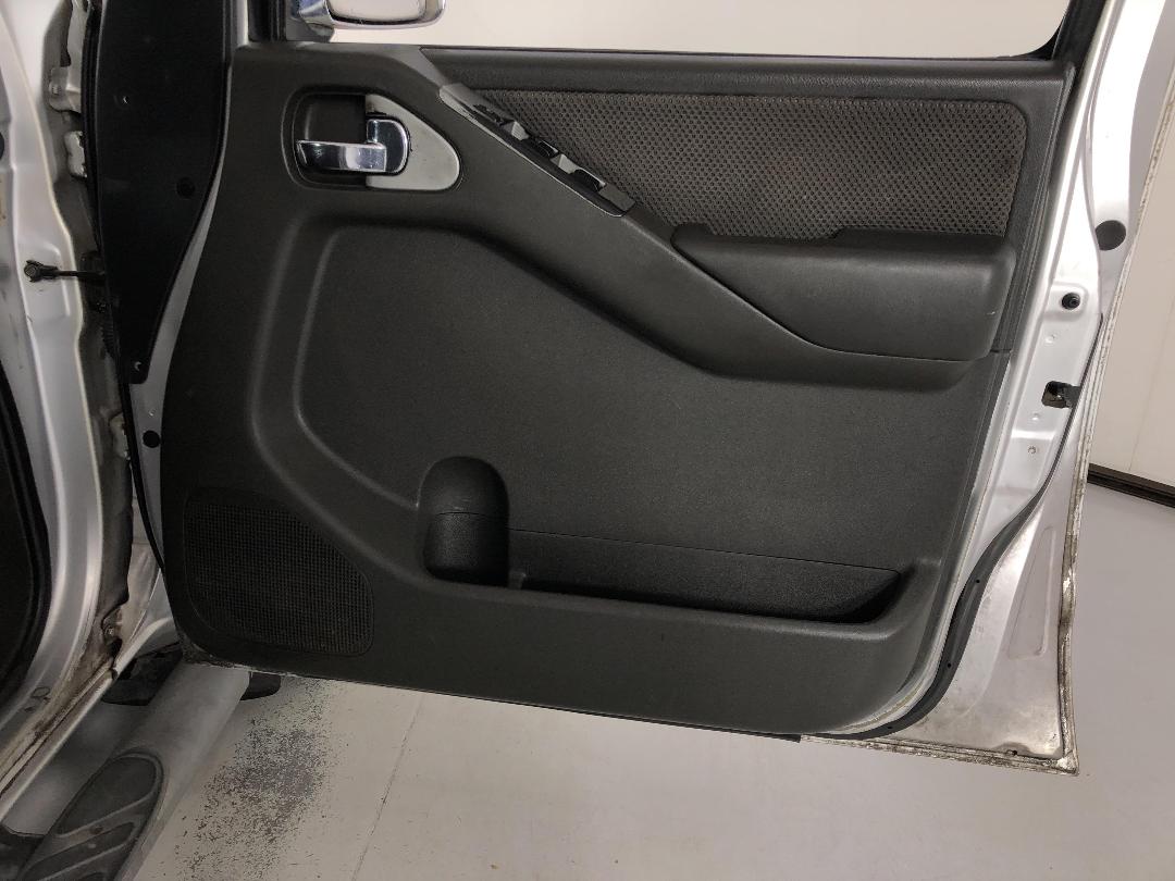 Photo '15' of Nissan Navara Photo '15' of Nissan Navara