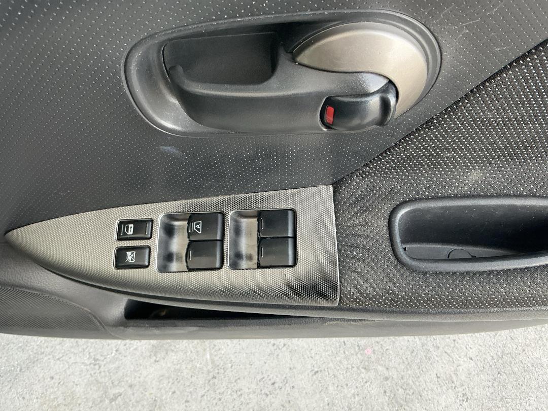 Photo '10' of Nissan Note