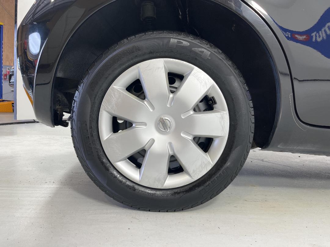 Photo '12' of Nissan Note