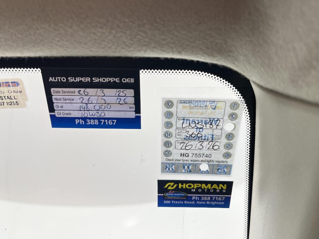 Photo '24' of Nissan Note