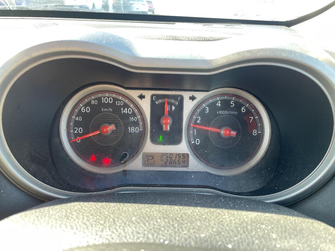 Photo '15' of Nissan Note