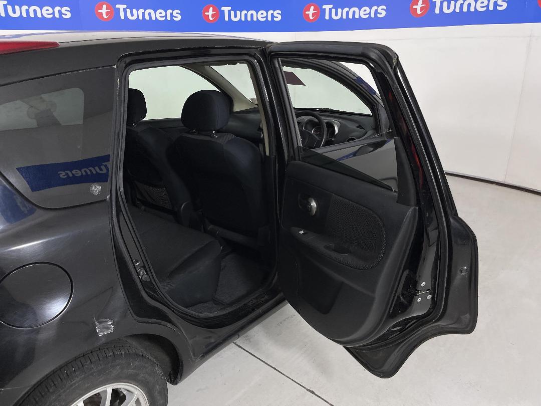 Photo '17' of Nissan Note