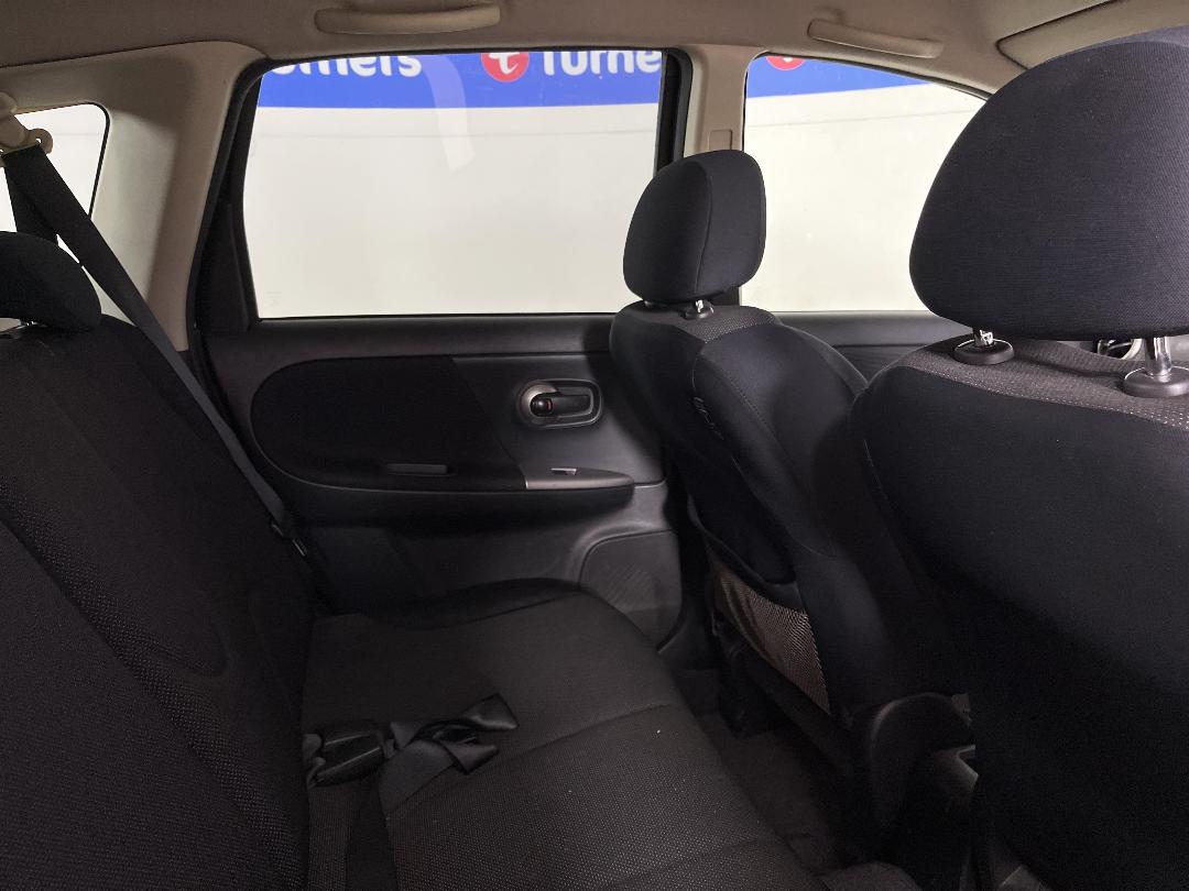 Photo '18' of Nissan Note