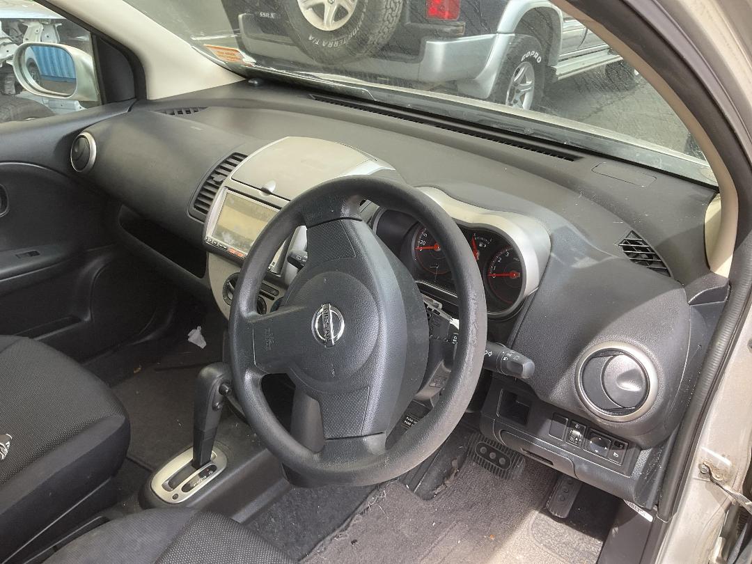 Photo '21' of Nissan Note Photo '21' of Nissan Note