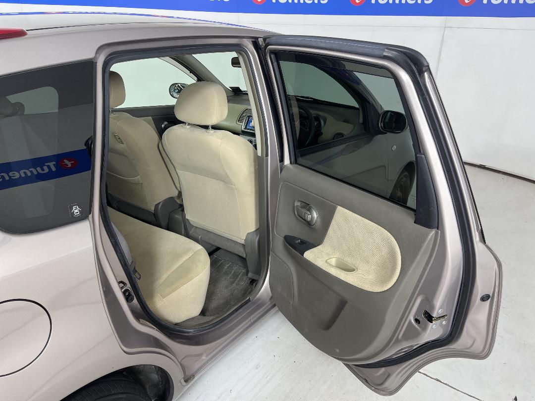 Photo '19' of Nissan Note Photo '19' of Nissan Note