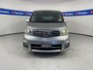 Thumbnail '2' of Nissan Serena