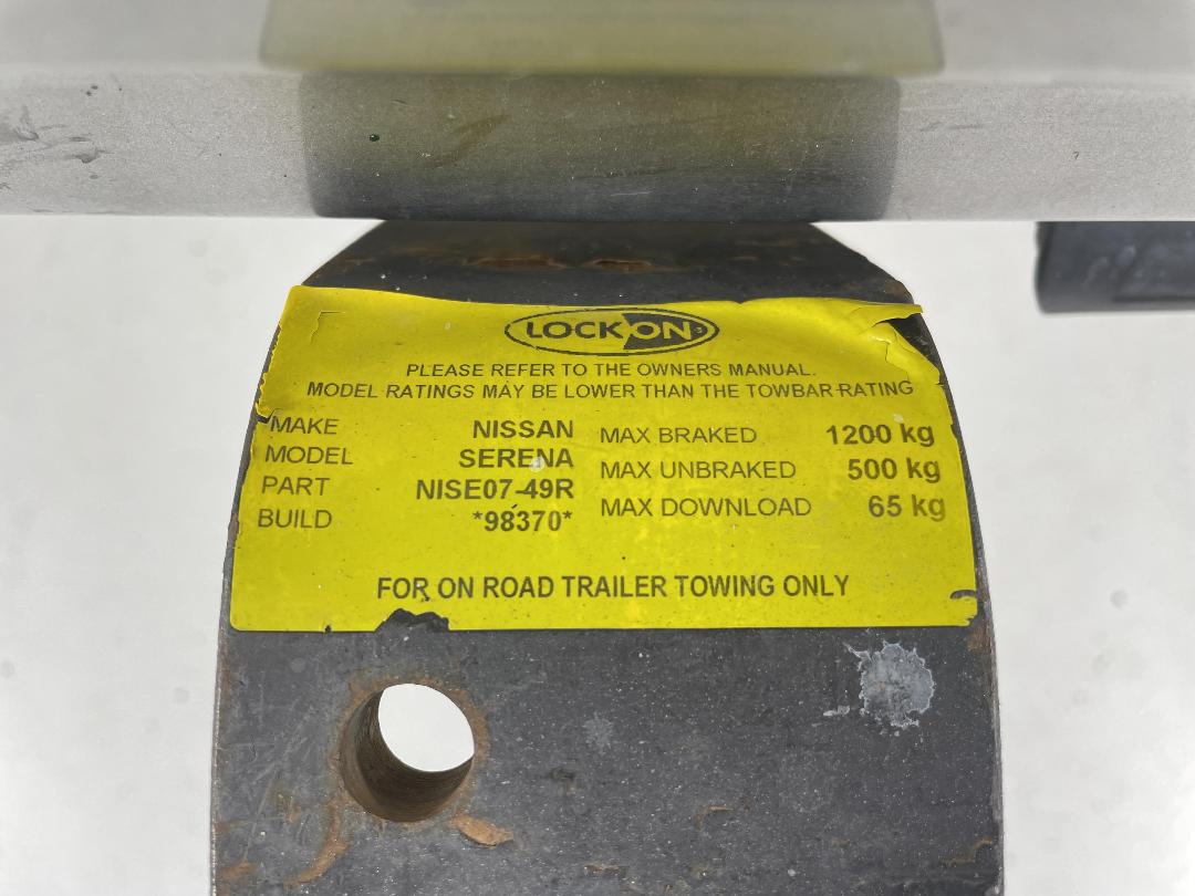 Photo '22' of Nissan Serena Photo '22' of Nissan Serena