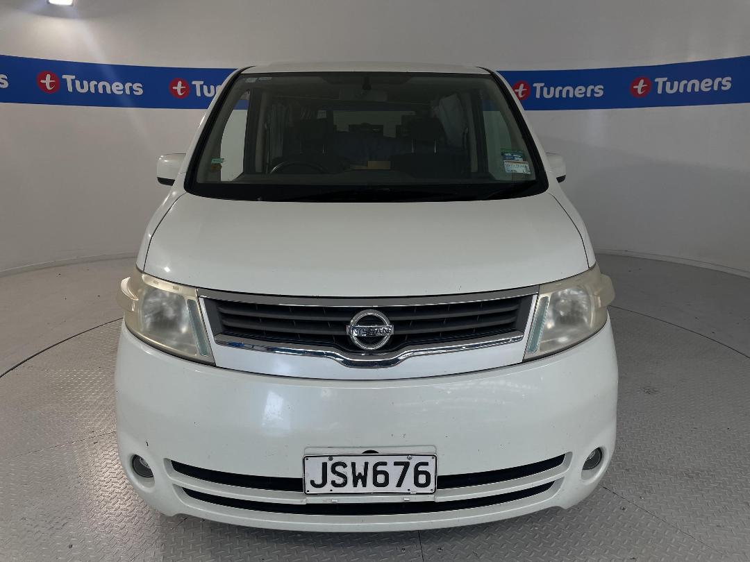 Photo '2' of Nissan Serena