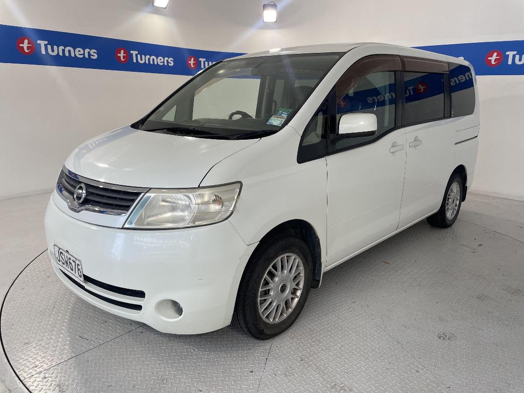 Photo '4' of Nissan Serena