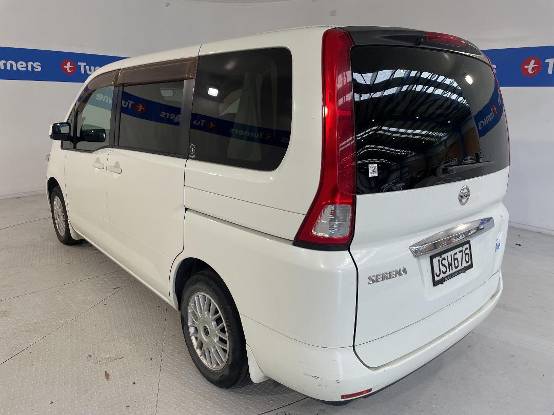 Photo '5' of Nissan Serena