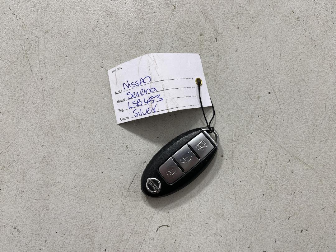 Photo '19' of Nissan Serena Highway Star Photo '19' of Nissan Serena Highway Star