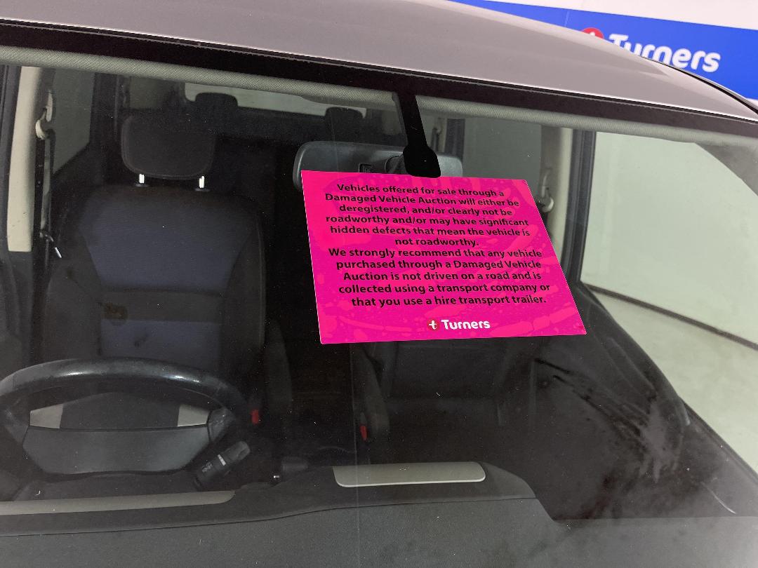 Photo '21' of Nissan Serena Highway Star Photo '21' of Nissan Serena Highway Star