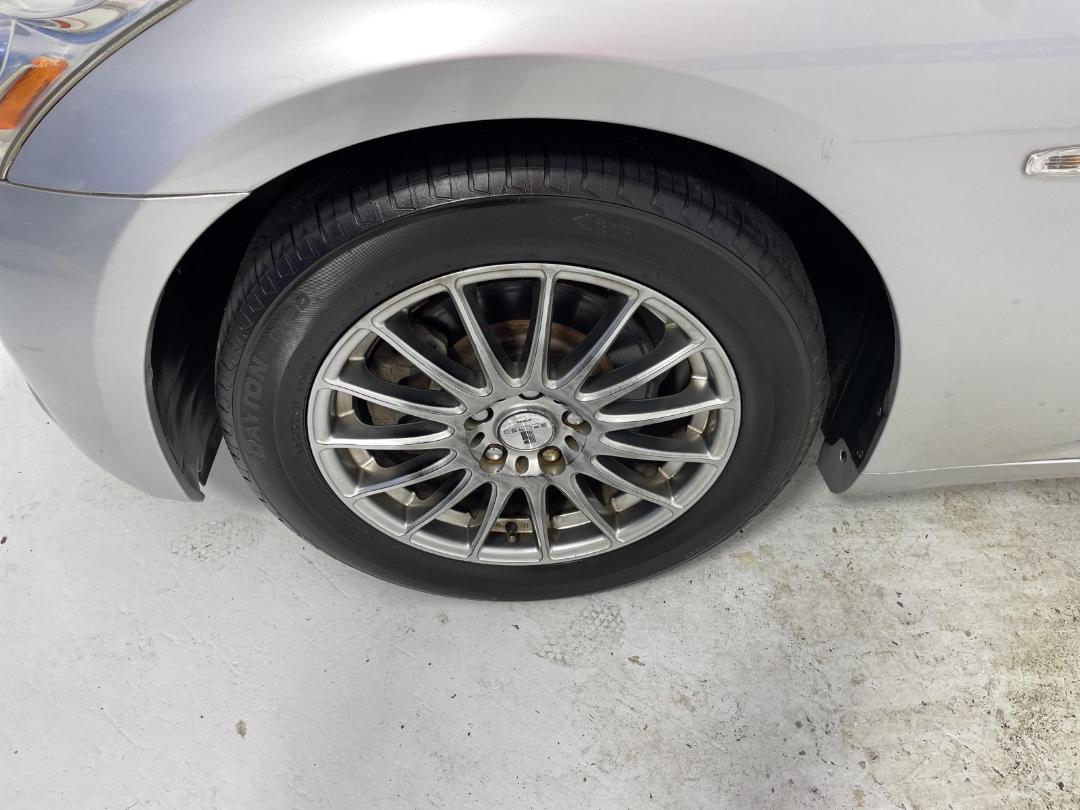 Photo '10' of Nissan Skyline