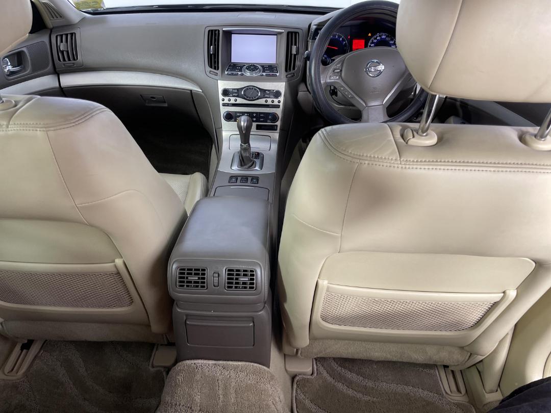 Photo '18' of Nissan Skyline