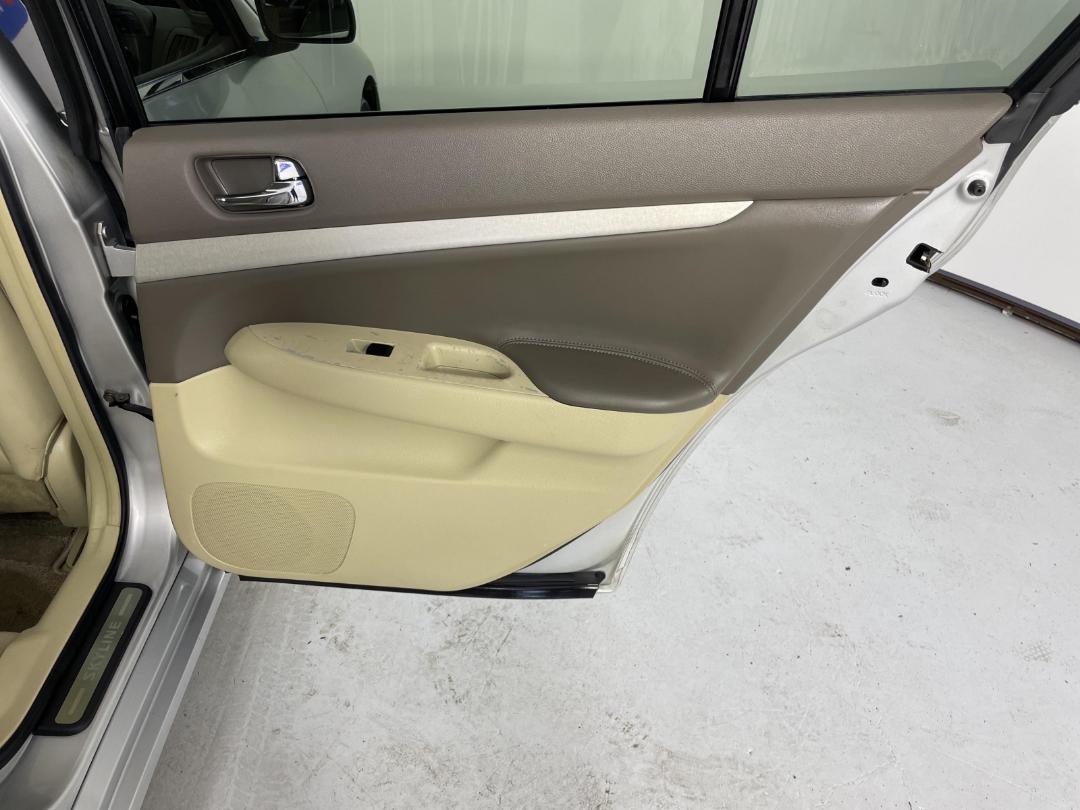 Photo '19' of Nissan Skyline