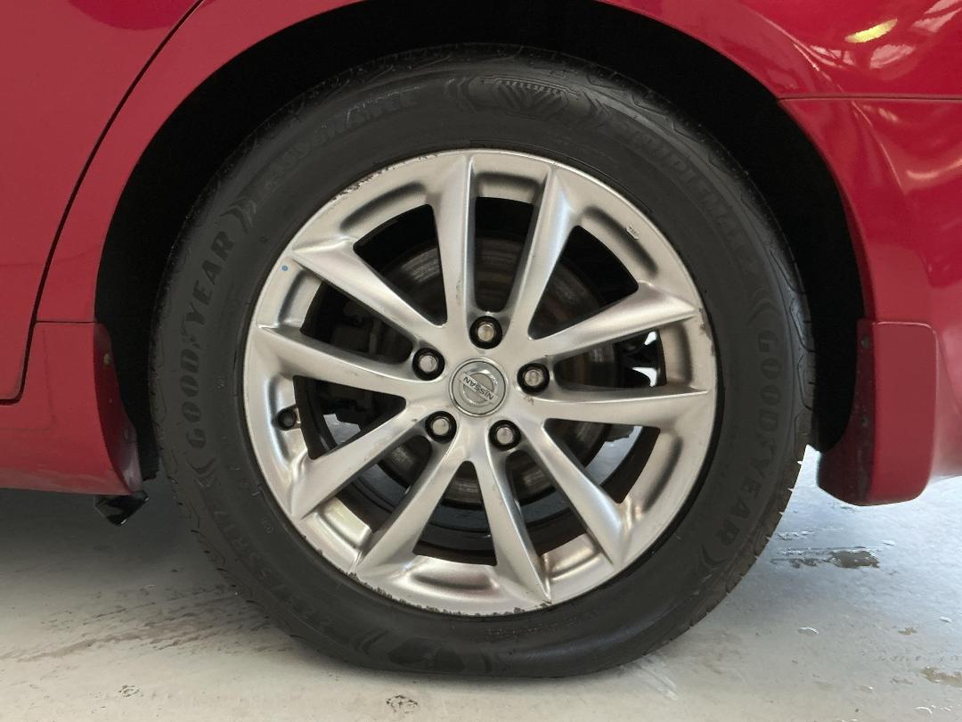 Photo '11' of Nissan Skyline Photo '11' of Nissan Skyline