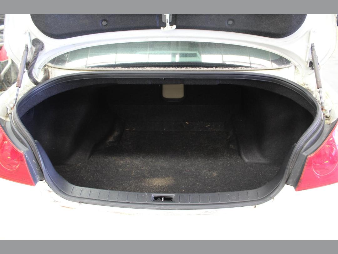 Photo '15' of Nissan Skyline Photo '15' of Nissan Skyline