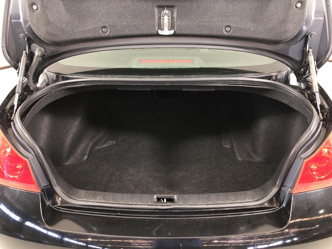 Photo '14' of Nissan Skyline Photo '14' of Nissan Skyline