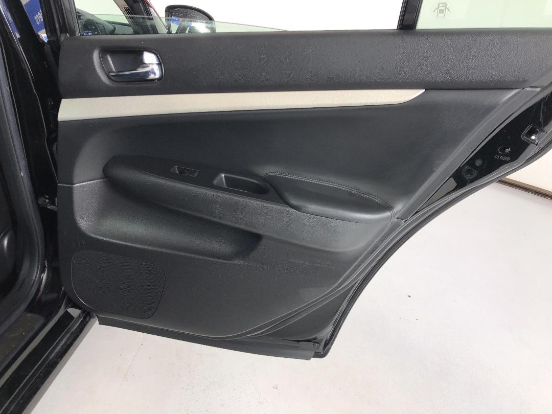 Photo '19' of Nissan Skyline Photo '19' of Nissan Skyline