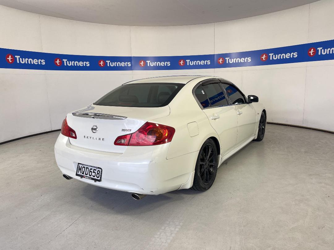 Photo '7' of Nissan Skyline