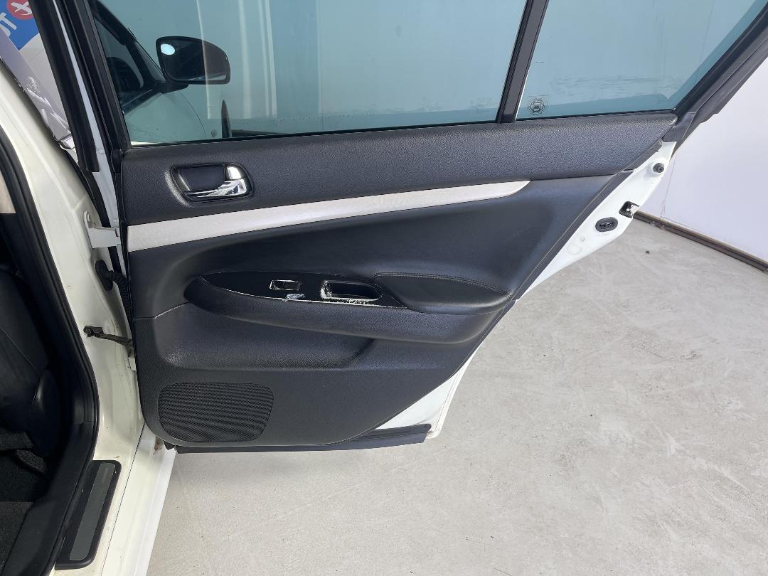 Photo '19' of Nissan Skyline