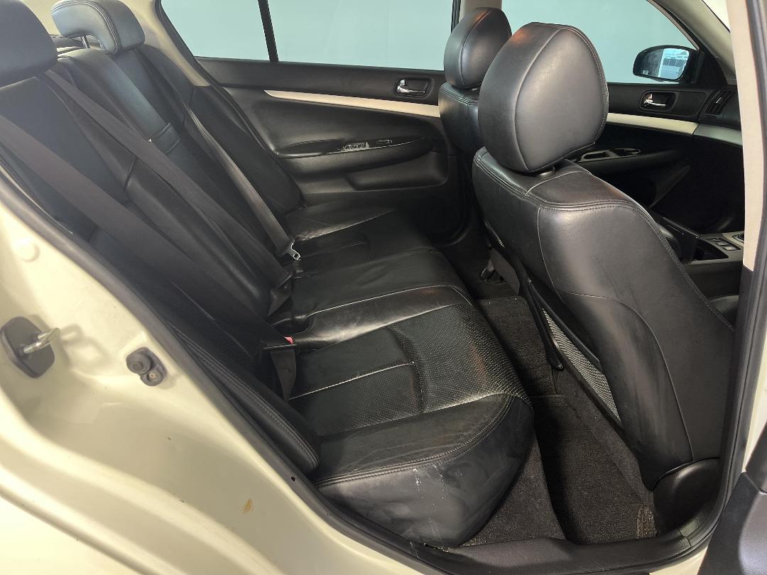 Photo '20' of Nissan Skyline