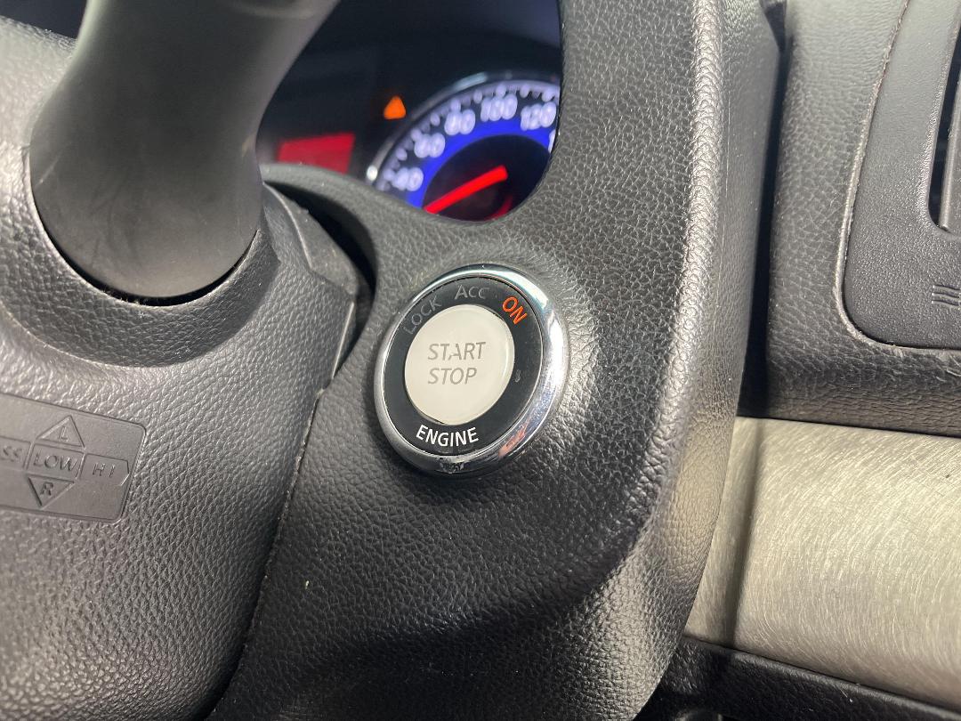 Photo '28' of Nissan Skyline