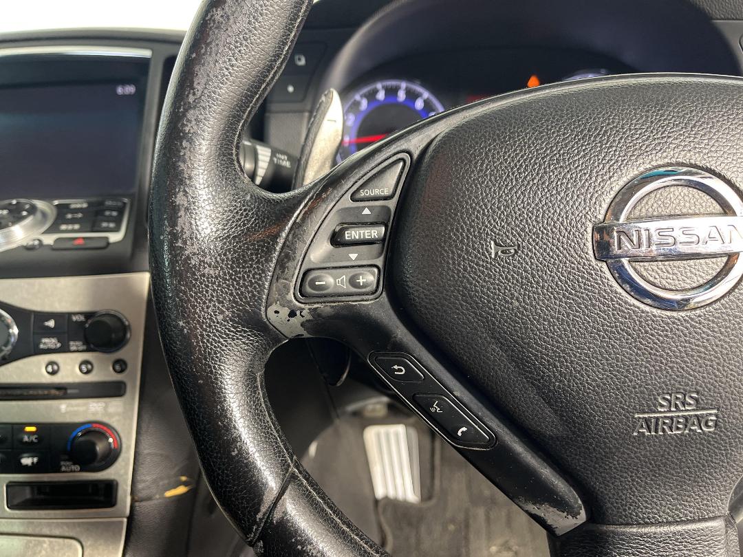 Photo '30' of Nissan Skyline