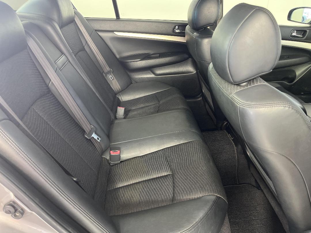 Photo '20' of Nissan Skyline Photo '20' of Nissan Skyline