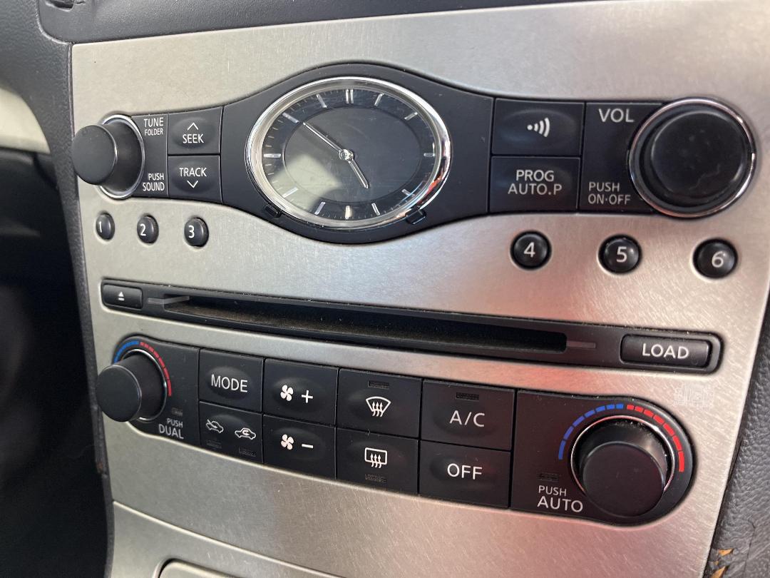 Photo '24' of Nissan Skyline Photo '24' of Nissan Skyline