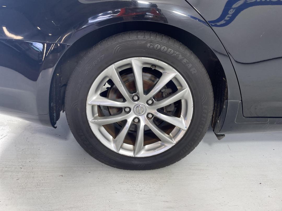 Photo '10' of Nissan Skyline Infinity Photo '10' of Nissan Skyline Infinity