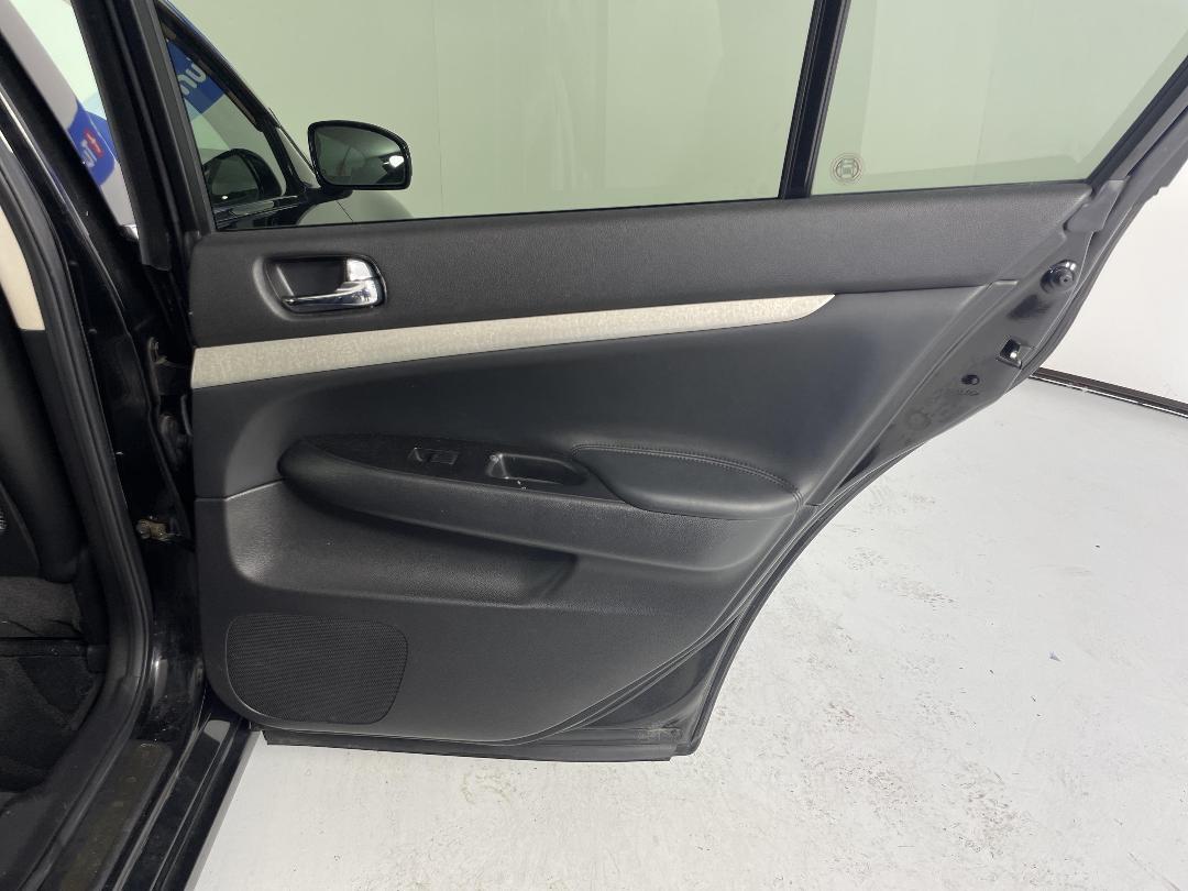 Photo '17' of Nissan Skyline Infinity Photo '17' of Nissan Skyline Infinity