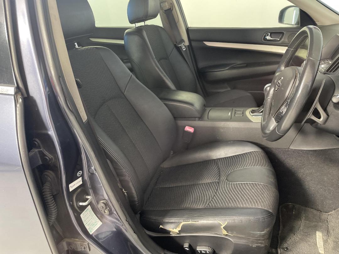 Photo '14' of Nissan Skyline