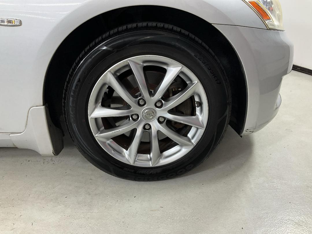 Photo '9' of Nissan Skyline Photo '9' of Nissan Skyline