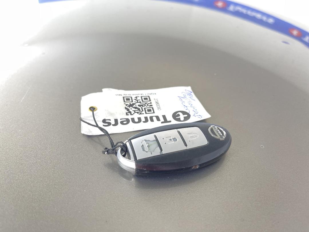 Photo '21' of Nissan Skyline