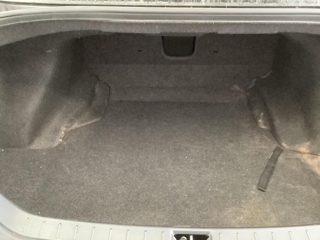 Photo '5' of Nissan Skyline